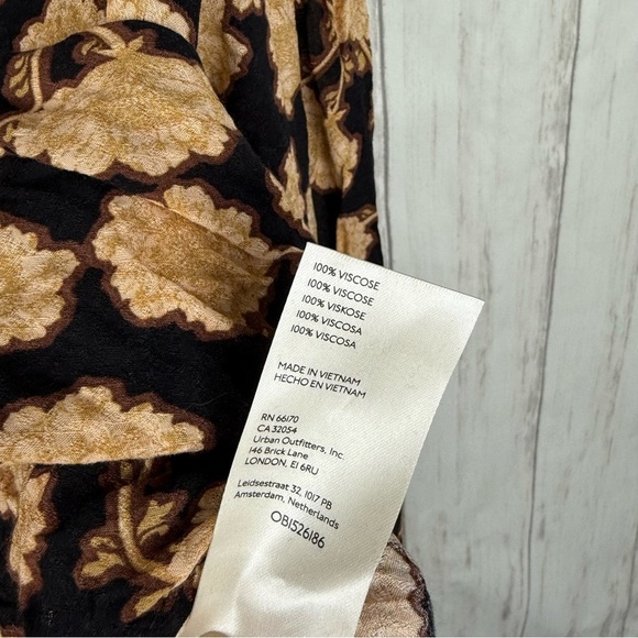 Free People tan and black floral long sleeve blouse Small - Picture 3 of 8